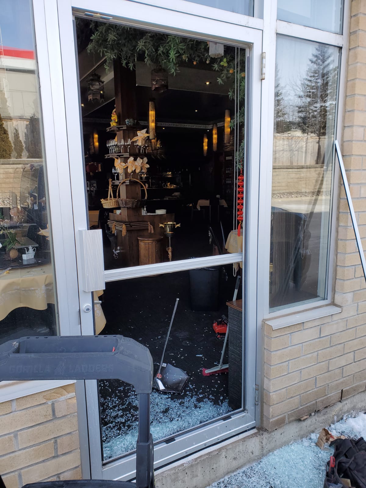 sliding door installers in Ottawa
